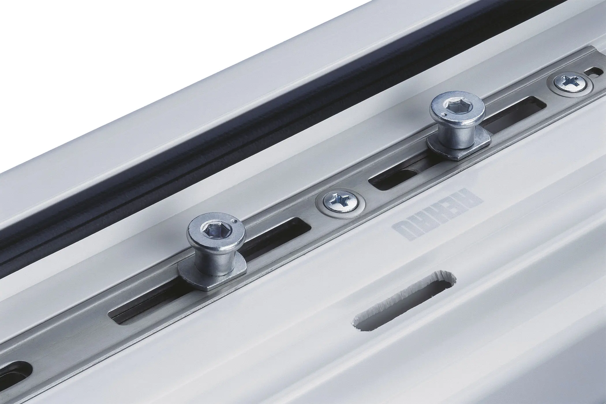 reparation fenetre PVC versailles 78